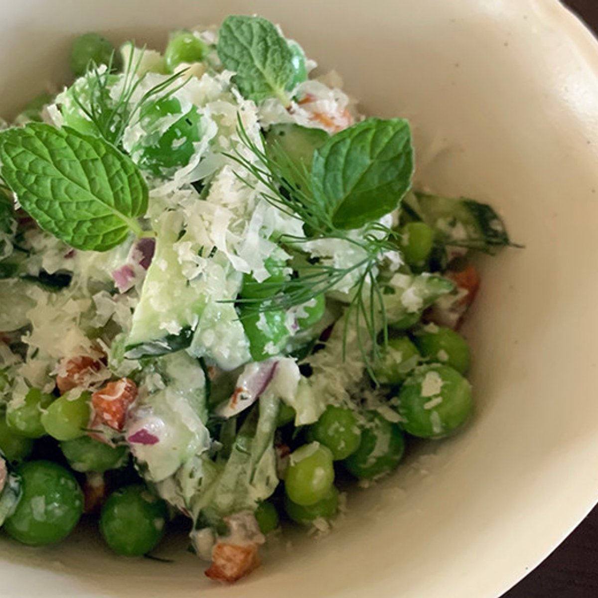 爽やかな初夏の味「グリーンピースとハーブのサラダ」