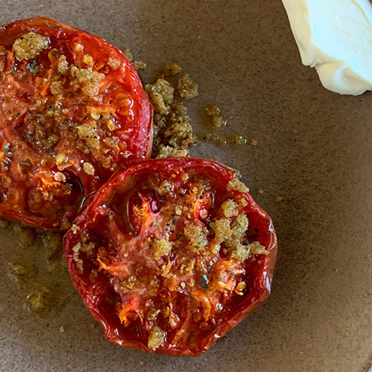 素材の甘味がぎゅっと凝縮「トマトのコンフィ」