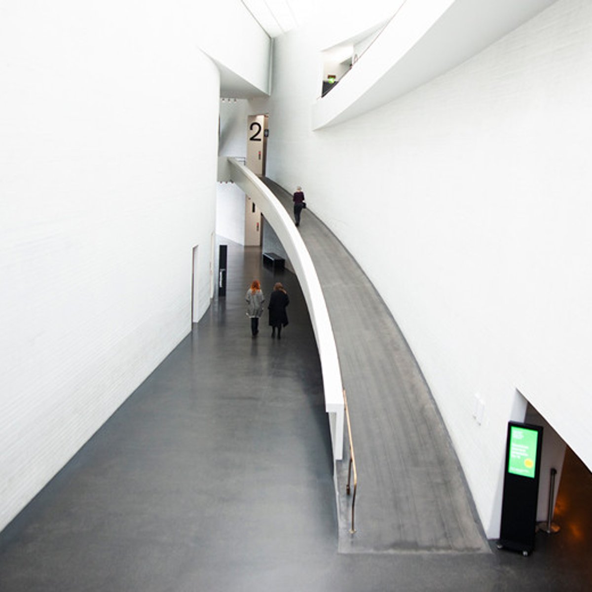 【フィンランドが素敵な理由】街のシンボルになる文化施設。