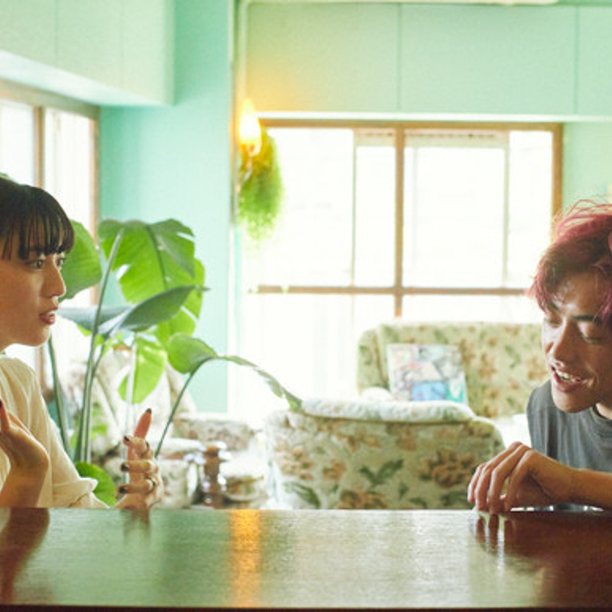 吉村界人×三吉彩花、型破りなふたりがいま思うこと。