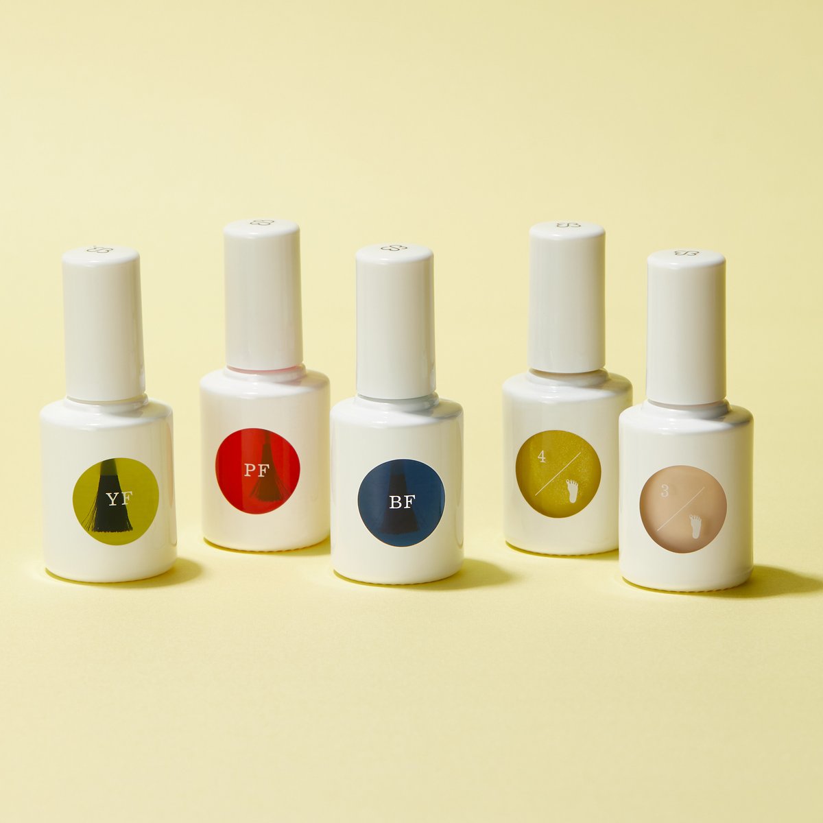 【満月コスメ】ルールに縛られない、自分らしいネイルアート。