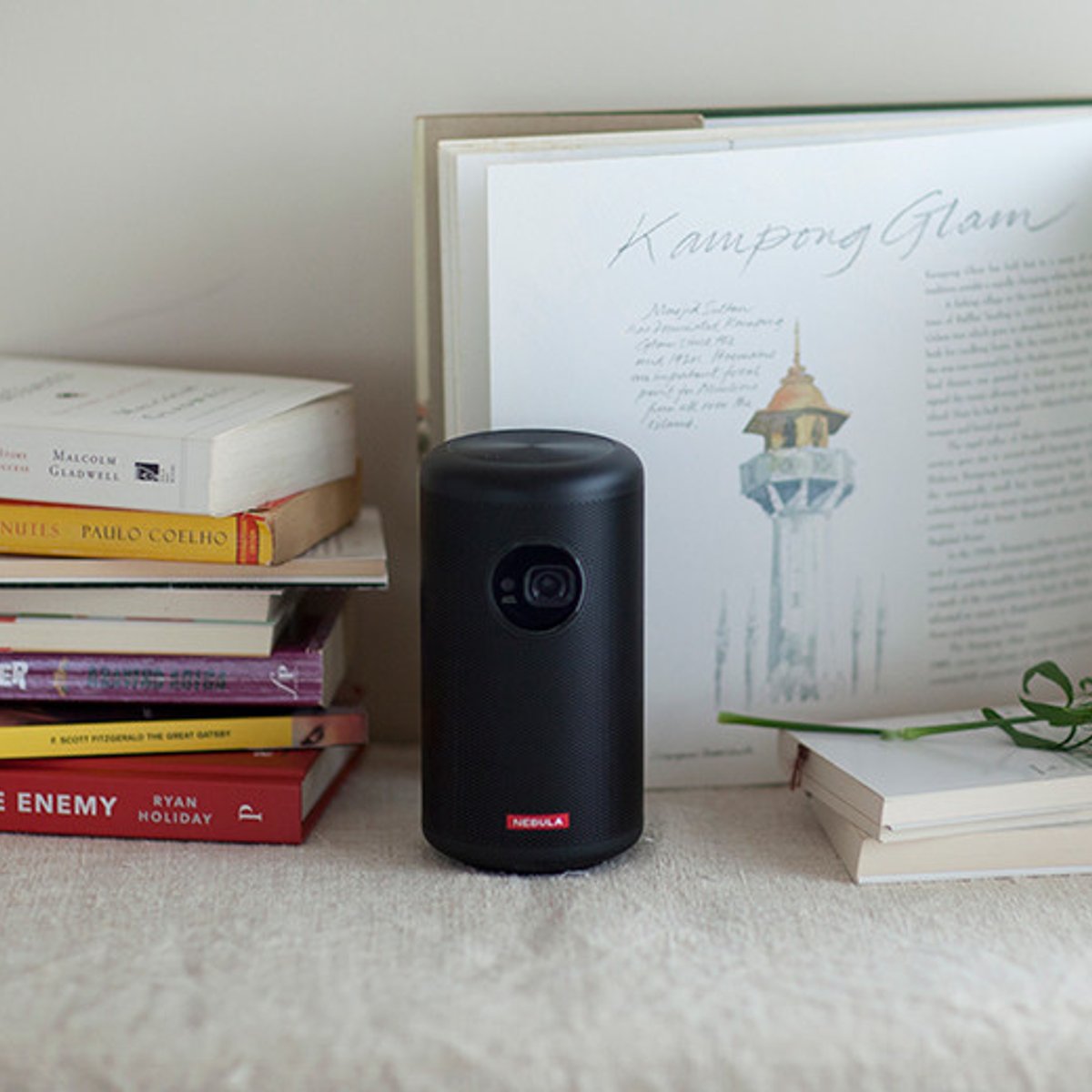 ポータブルな家電で、秋の夜長にカルチャー三昧。