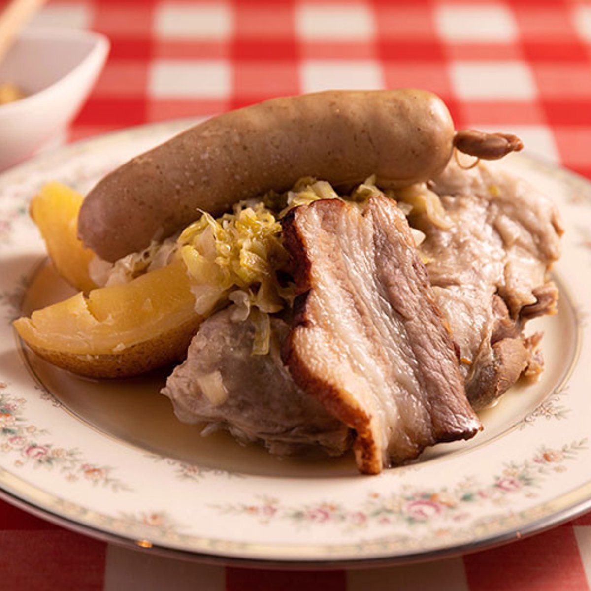 浅草橋のアルザス郷土料理店で、現地さながらの味を。