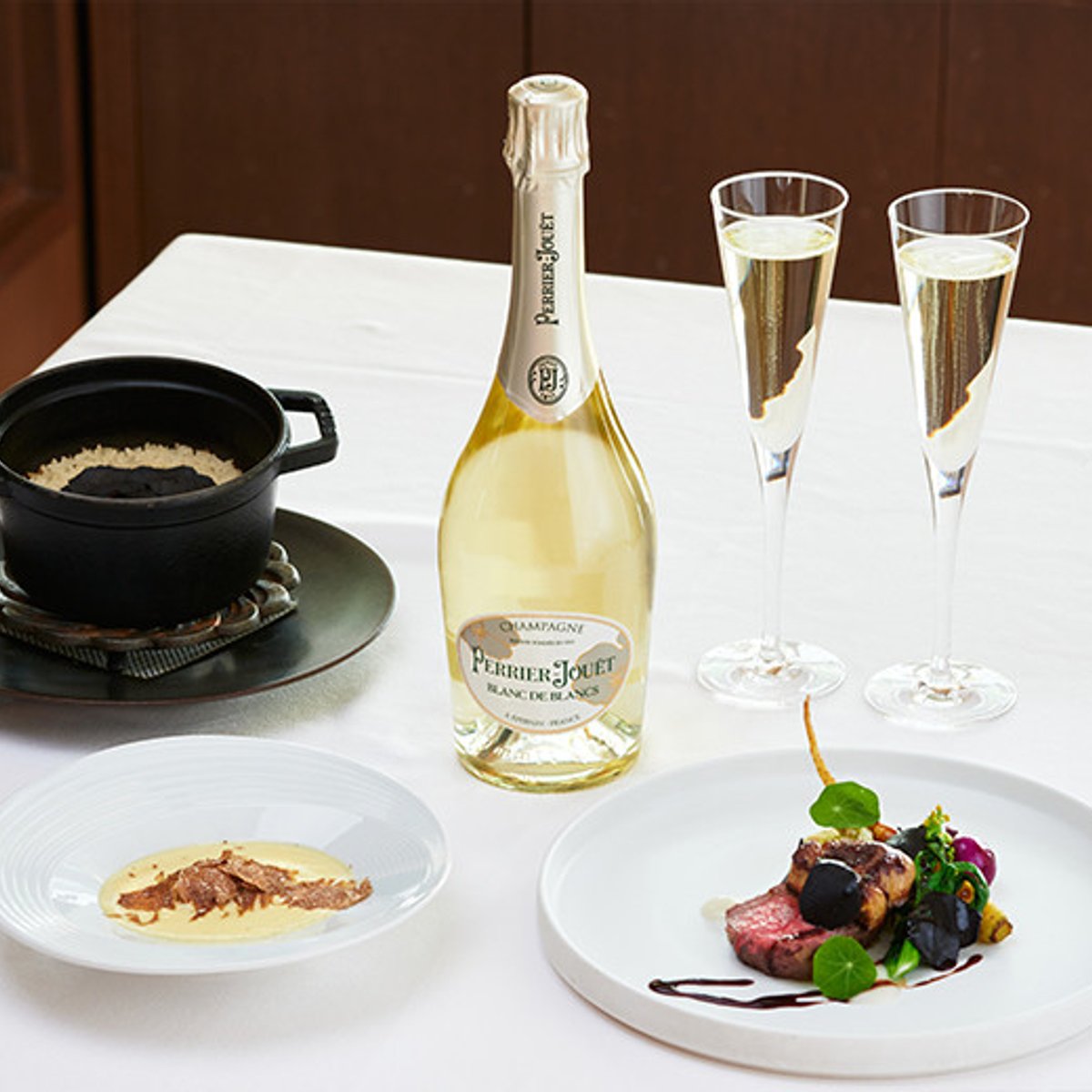 ペリエ ジュエ ブラン・ド・ブランをグラスで気軽に。