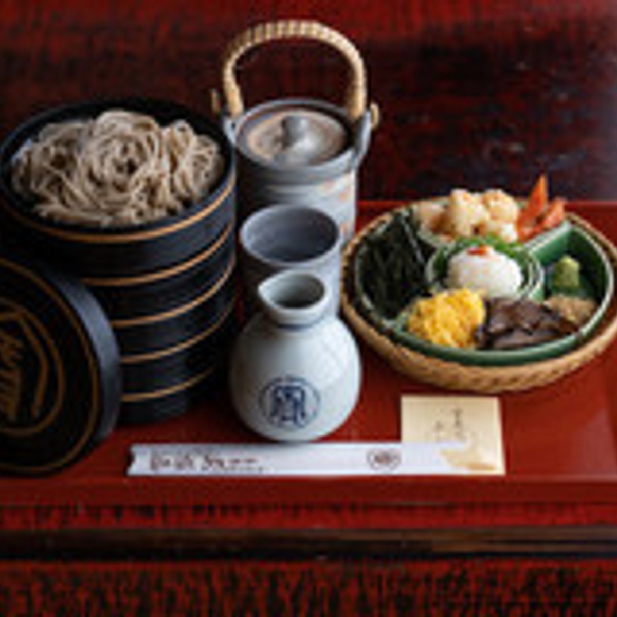 年の瀬の京都でいただきたい、老舗の名物そば。