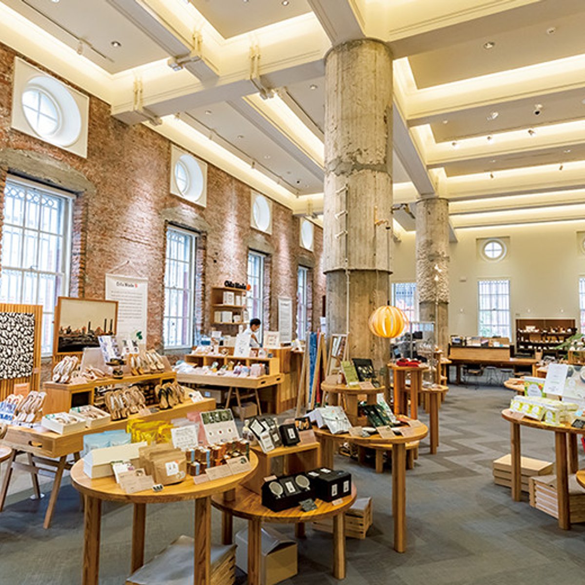 カフェや新ショップ、モダン建築の宿など大分の素敵な場所巡り。