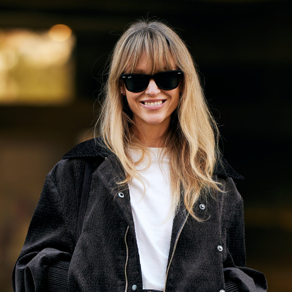 大人の前髪、正解はシースルーバング。パリジェンヌの「大人の可愛げ」前髪スタイル集。