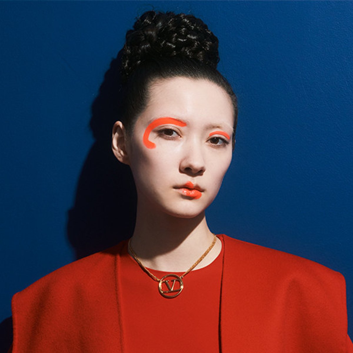 【東京パリジェンヌ】アイエー×ソリッドカラー