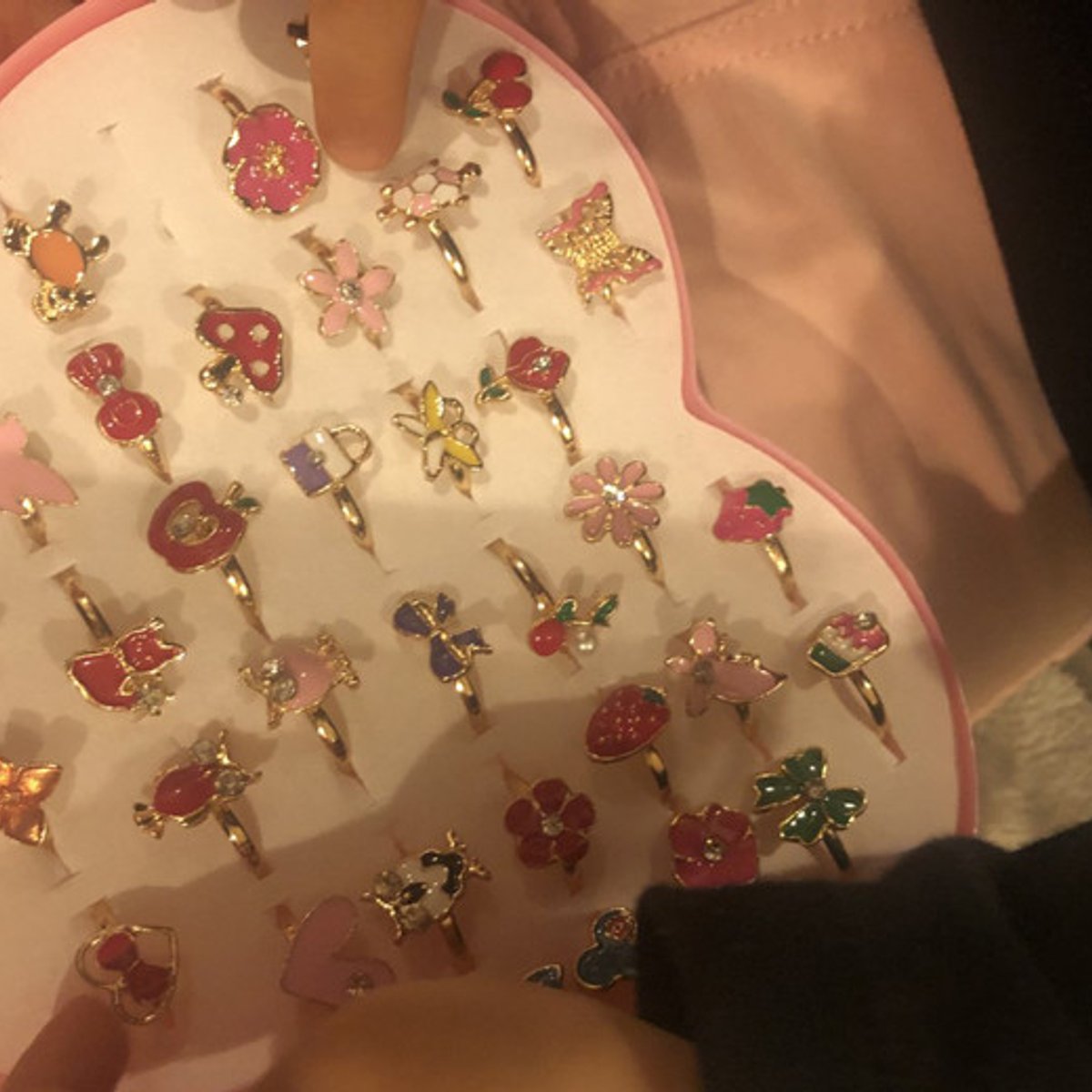 モルカー、おもちゃの指輪……女児心がときめくもの