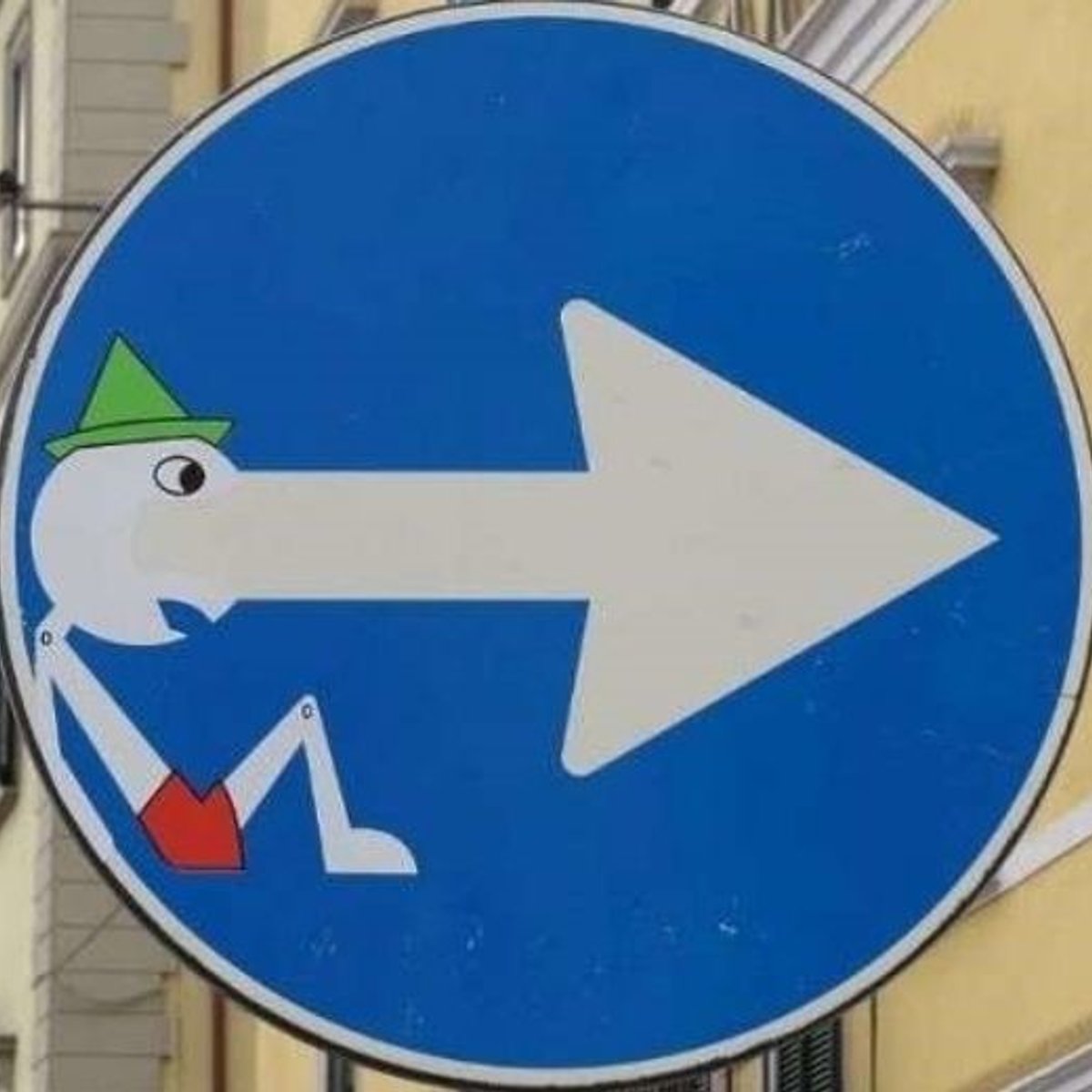 どれくらいわかる？イタリア流ユーモア満点の標識10選。