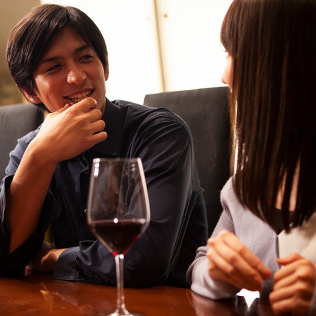 マッチングアプリ人気No.1美女が、幼稚舎男と結婚した方法。