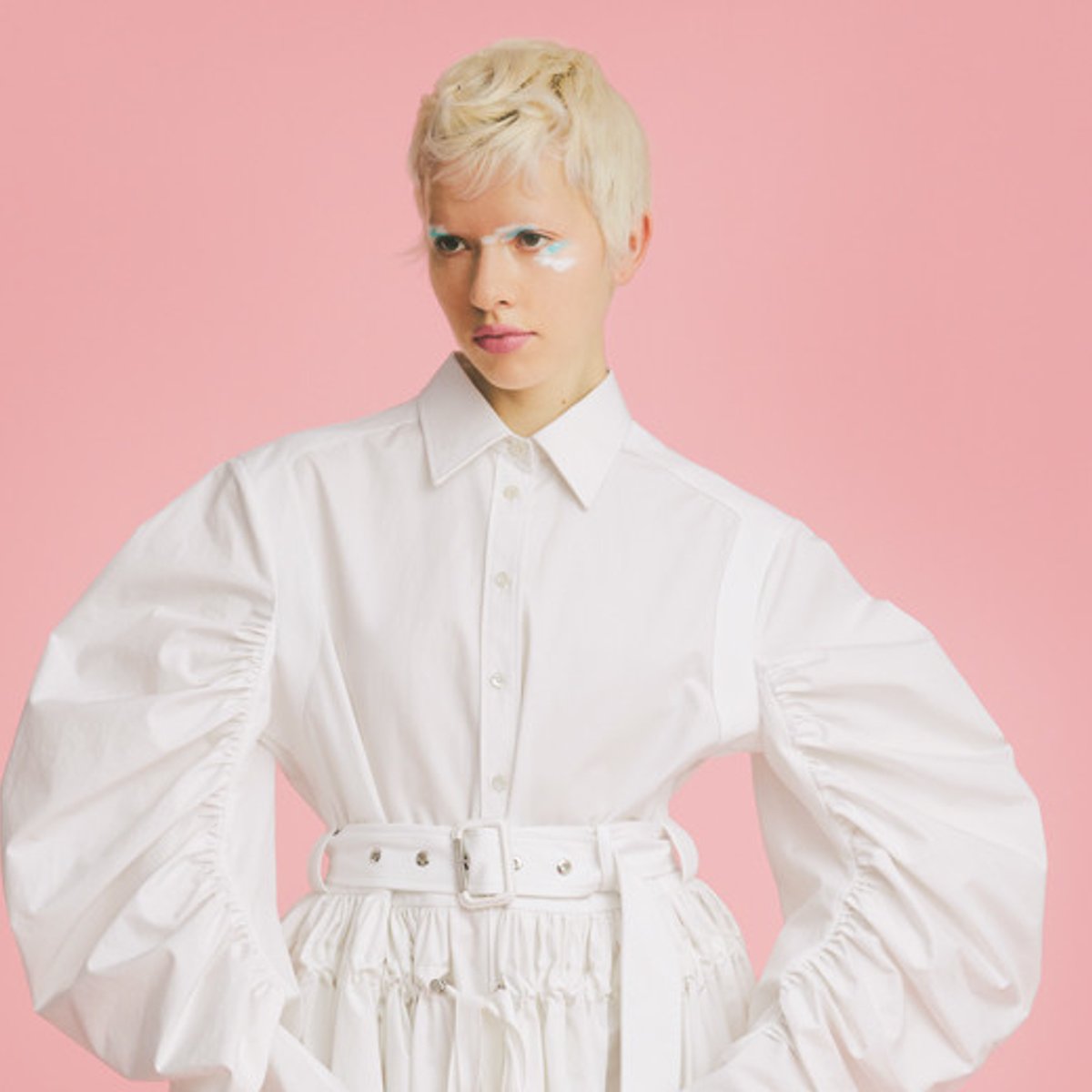 いまドレスアップするなら、ボリュームが必須！