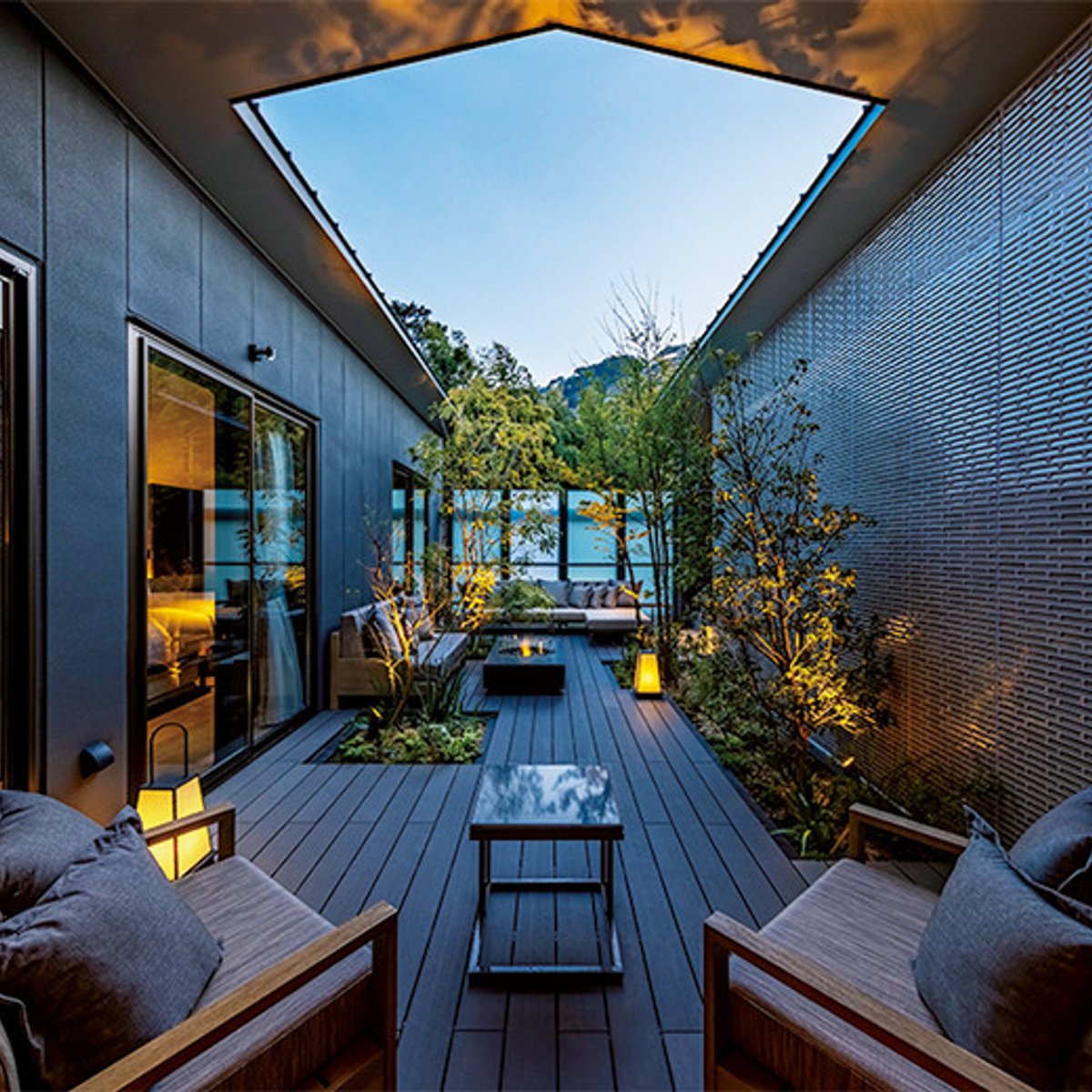 自然に身を委ね、熱海で贅沢なひとときを。