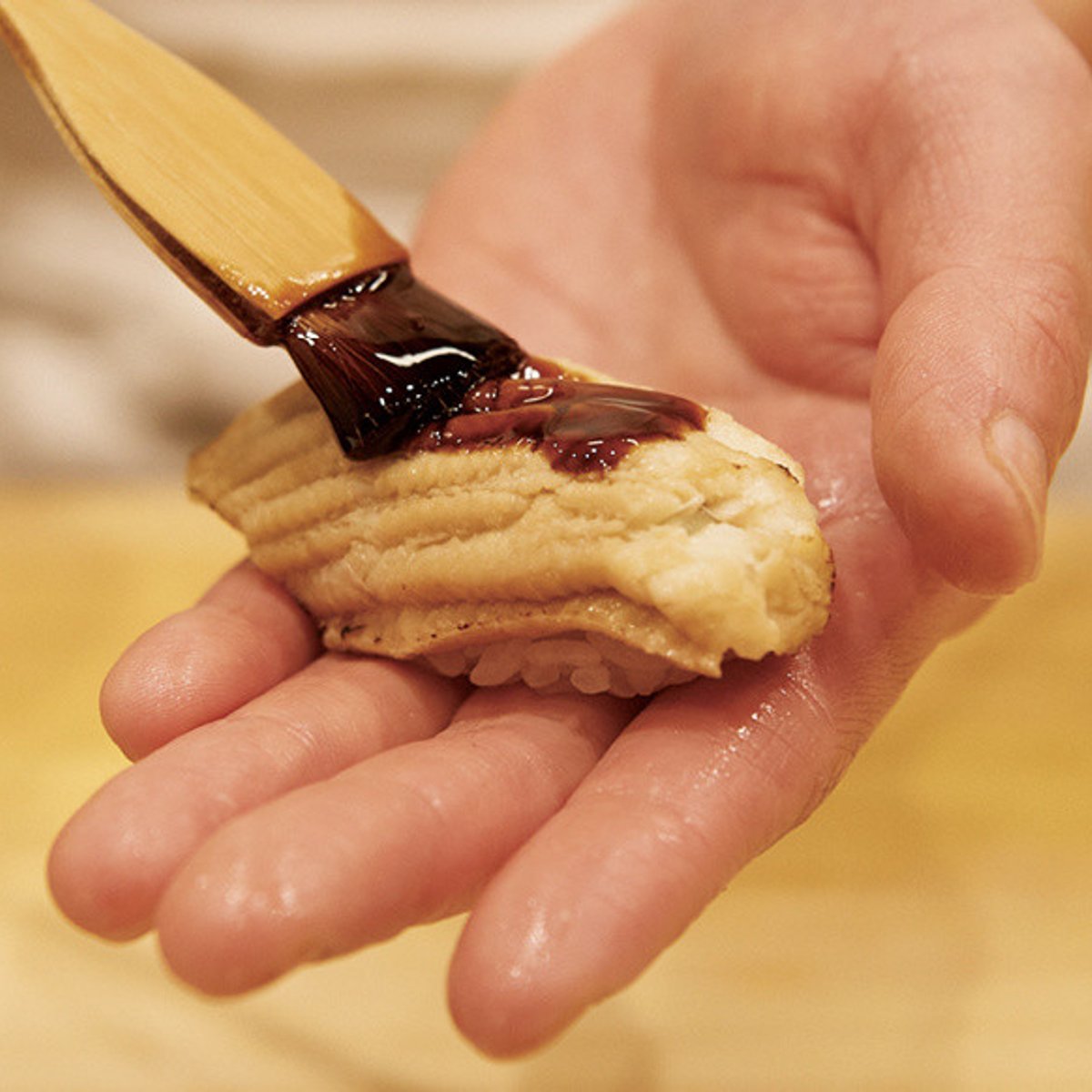 真摯に江戸前鮨の伝統と向き合う、若き職人たちの４軒。