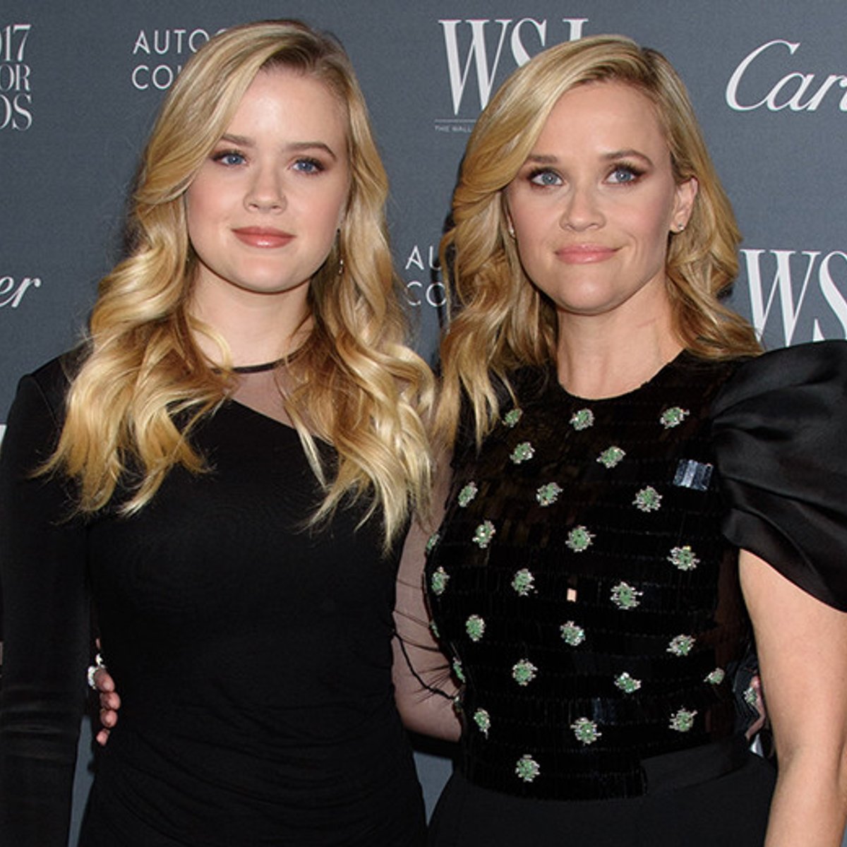 リース・ウィザースプーンの娘、恋人とのセルフィーに世間が騒然。