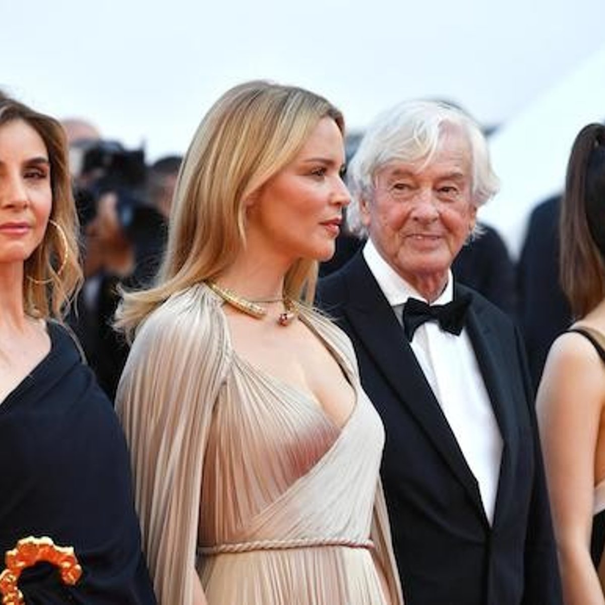 美しき聖女のスキャンダラスな作品、カンヌで物議。