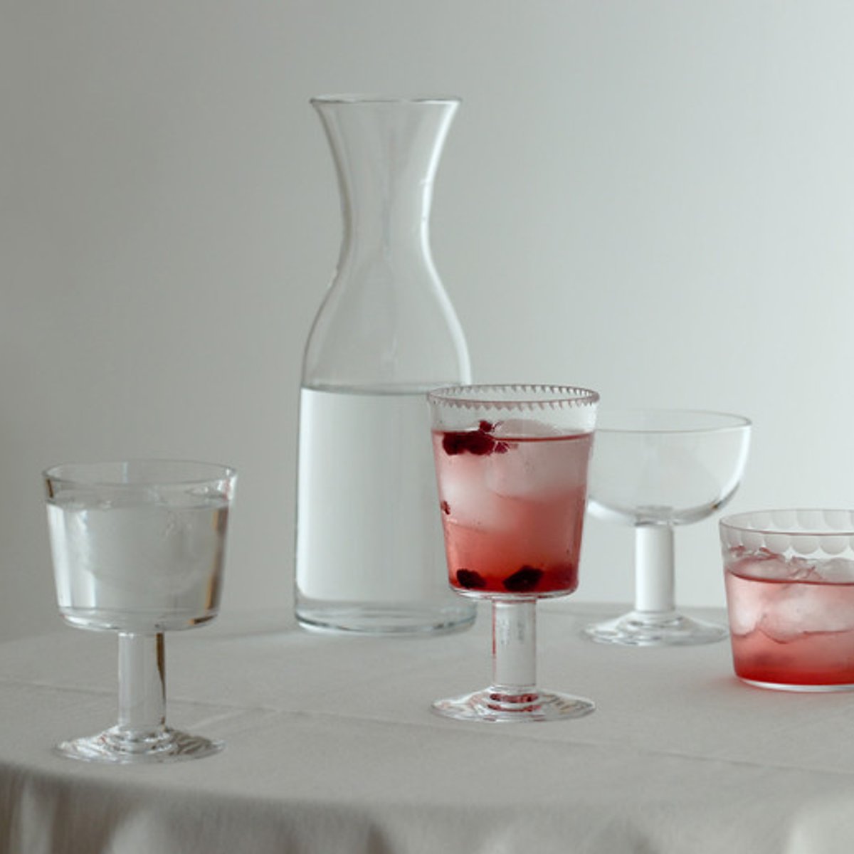 210728-kimura-glass-1x1-2.jpg