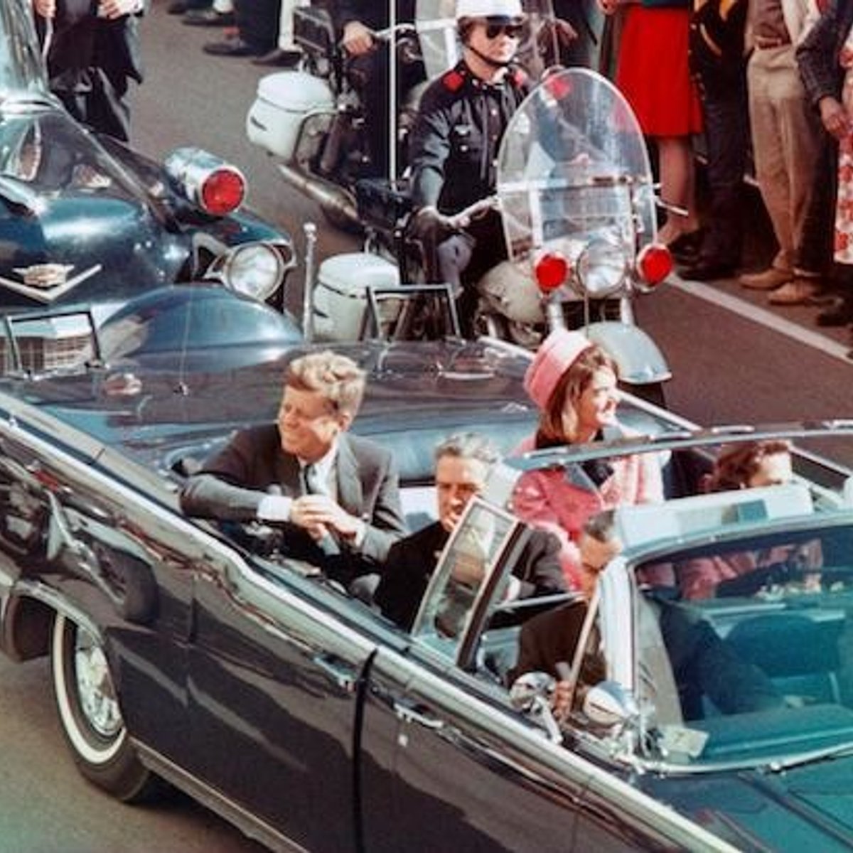 ジャクリーン・ケネディのピンクスーツの秘密。