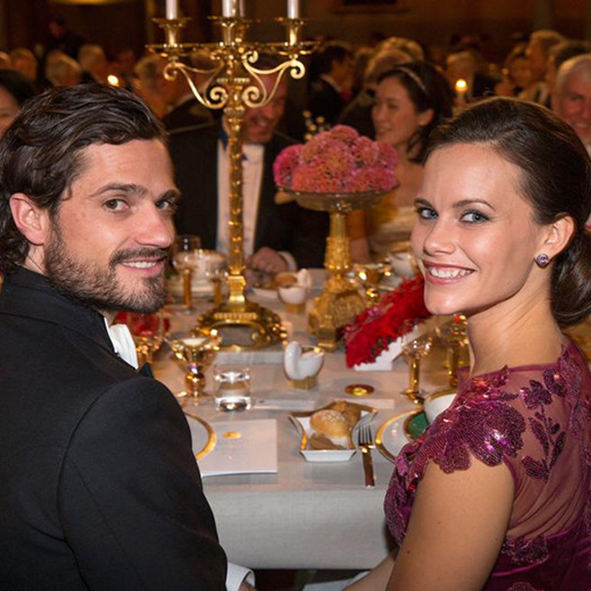 スウェーデンの美しき王子夫妻の型破りな愛の物語。