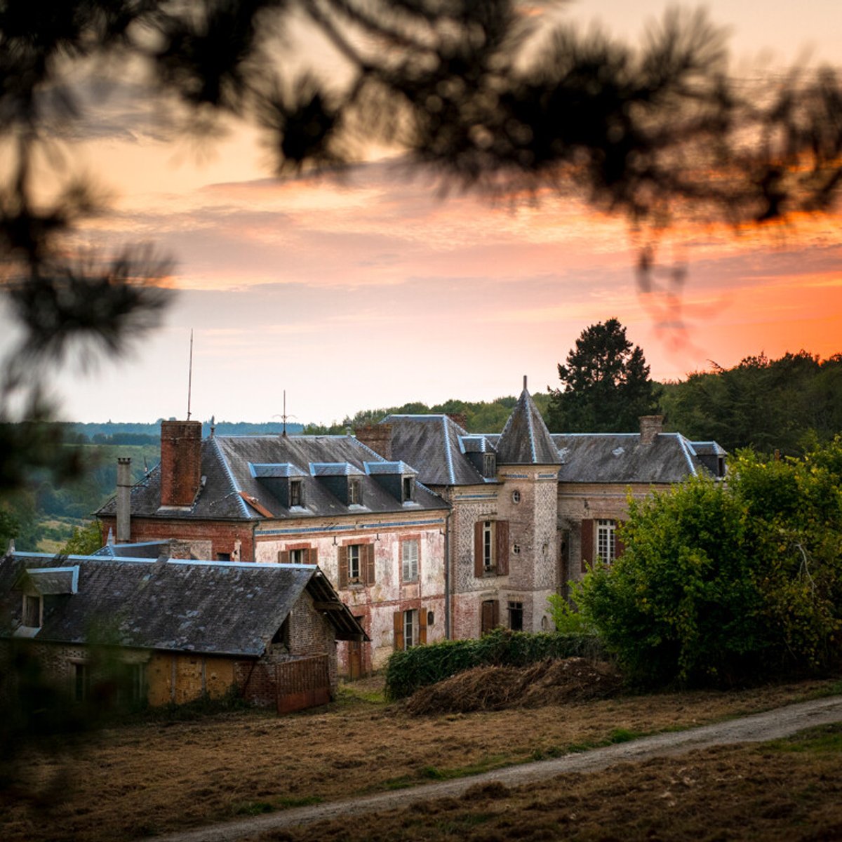 ノルマンディー地方の古城生活、その後。