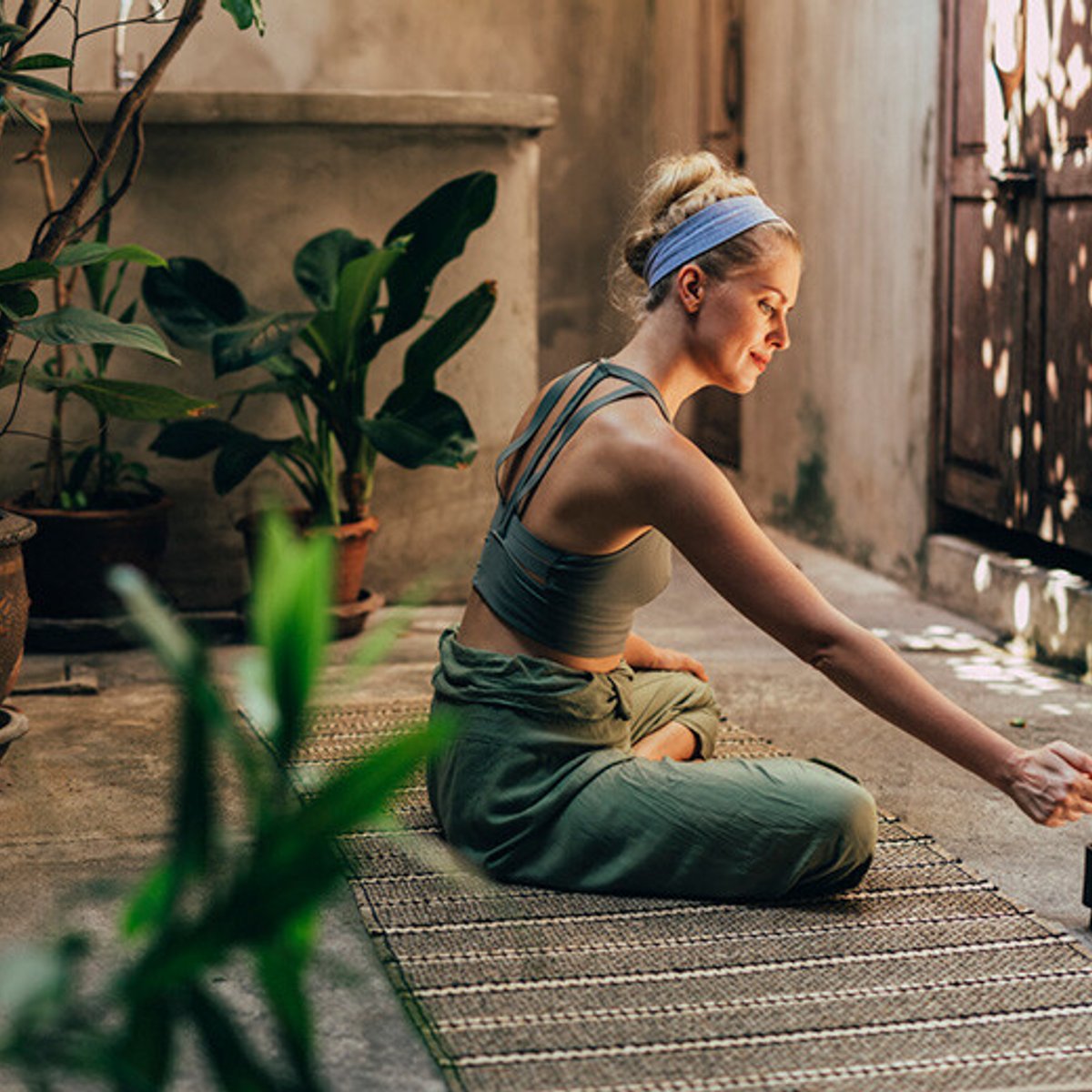 マインドフルネス瞑想を助ける、3つの植物の香り。
