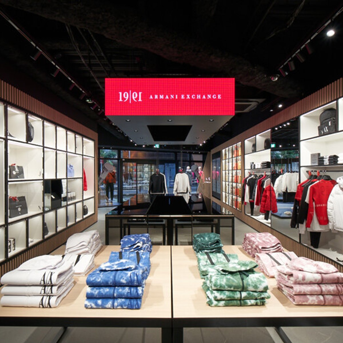 A|X アルマーニ エクスチェンジの新店が、原宿に誕生！