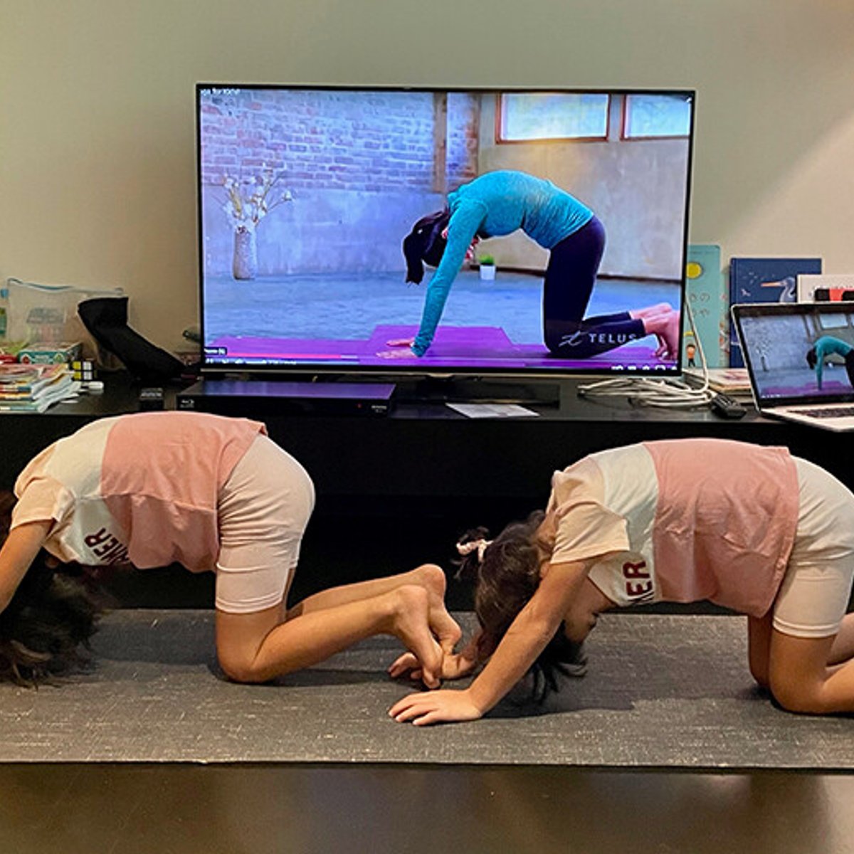 緊急ママンスクール開催！ホテル隔離中のアクティビティ。