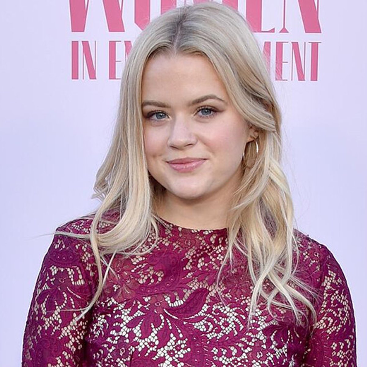 リース・ウィザースプーンの娘エイヴァ、パット・マクグラスの顔に。