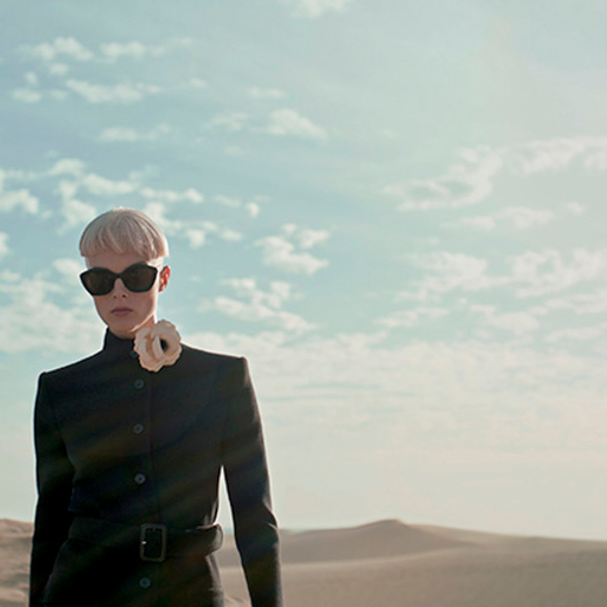 砂漠や惑星を春夏コレクションの舞台に選んだブランドは？