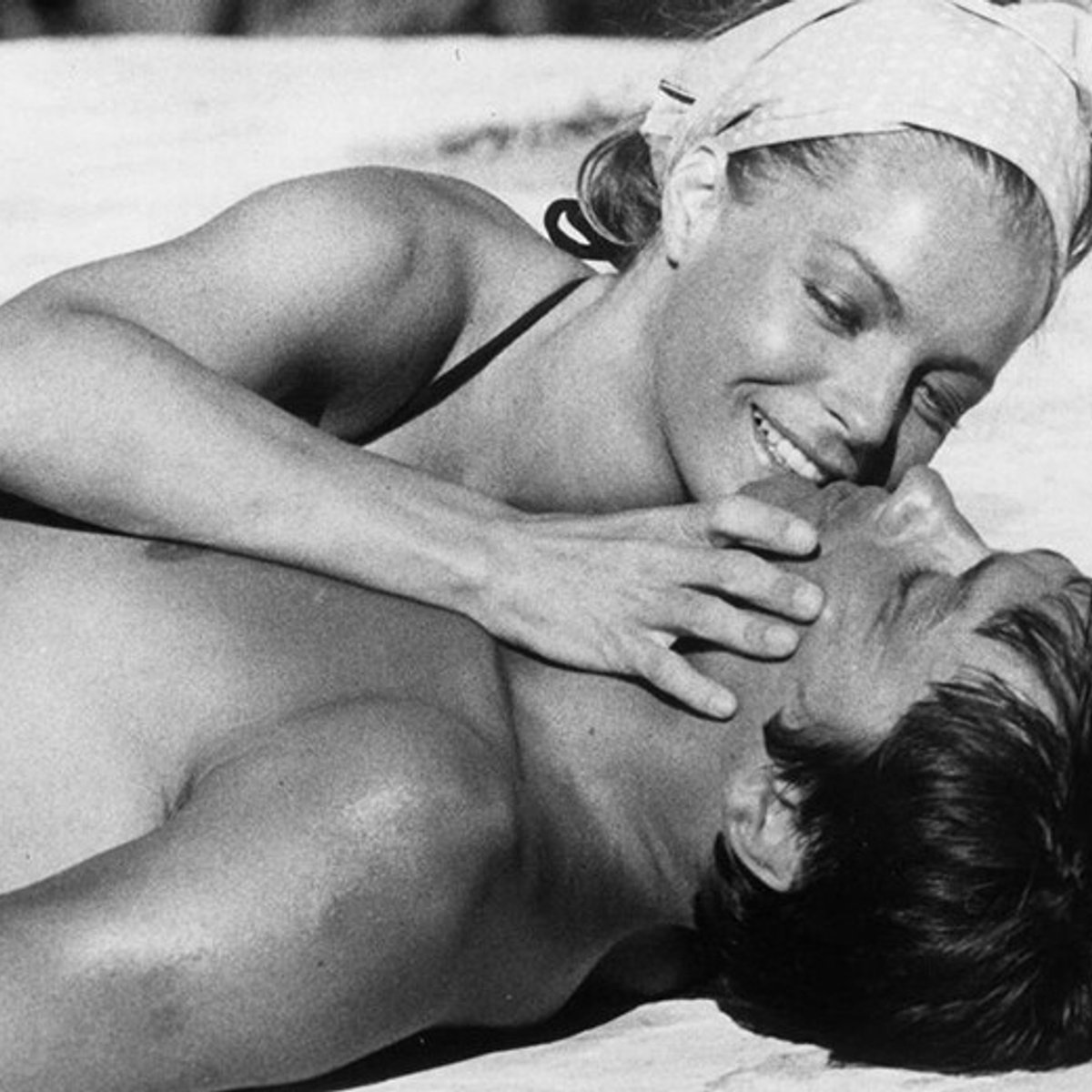 【写真】アラン・ドロン、ジェニロペ、ペネロペ・クルス…公の場に現れたカップルたち！