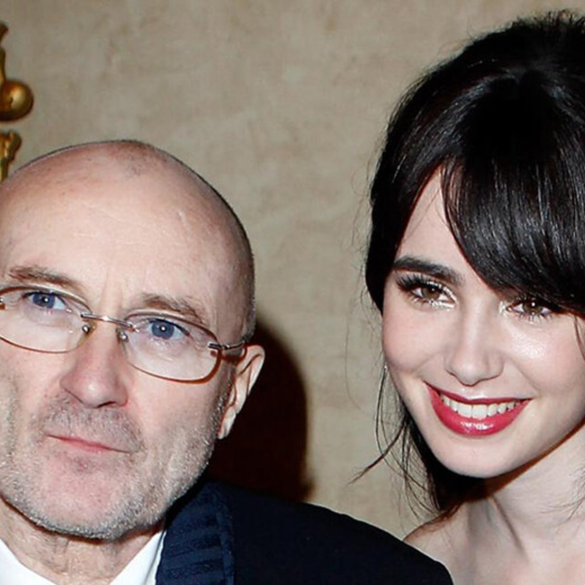 リリー・コリンズ、大物歌手の父に愛のメッセージ送る。