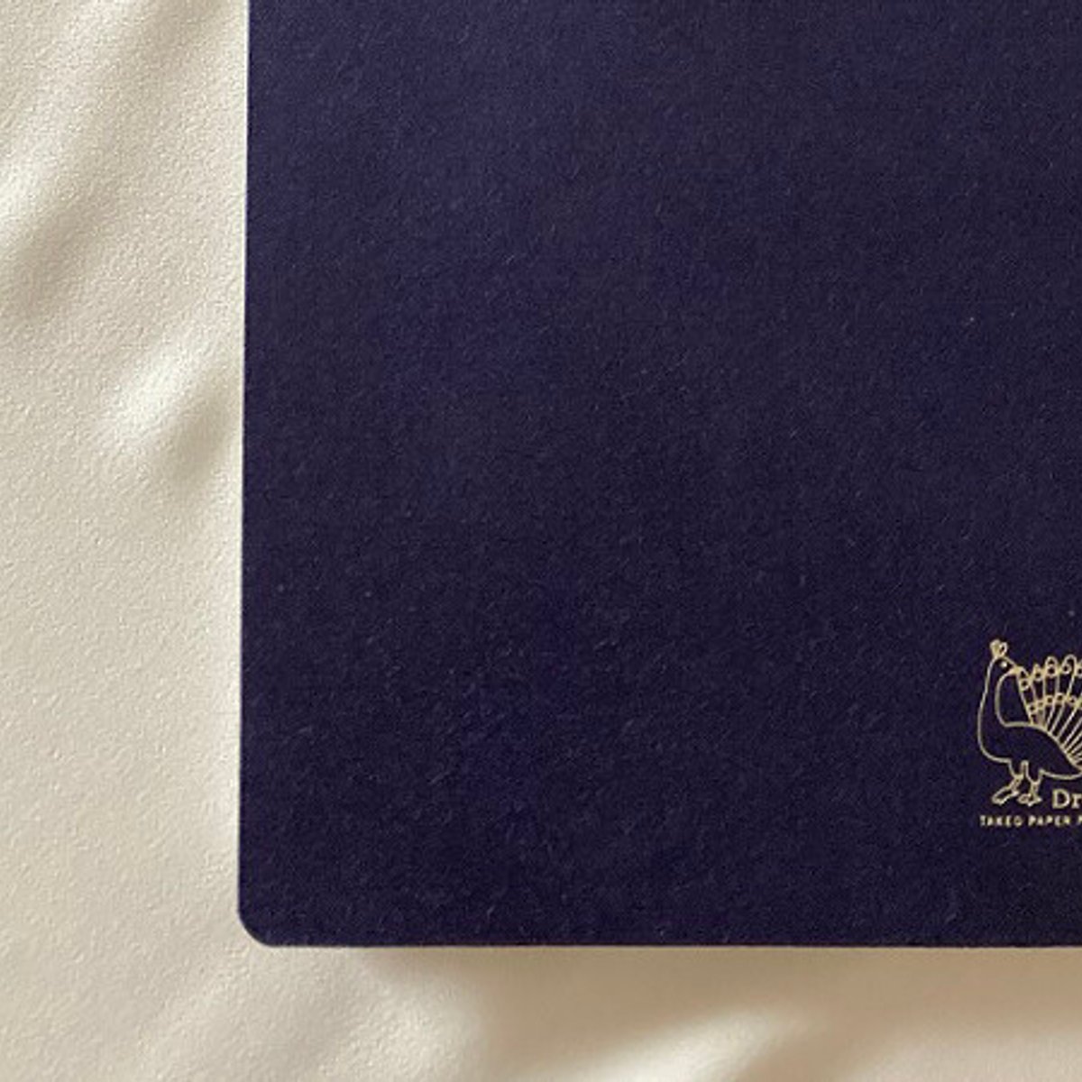 フランス人が指名買いする、竹尾のノートブックとは？