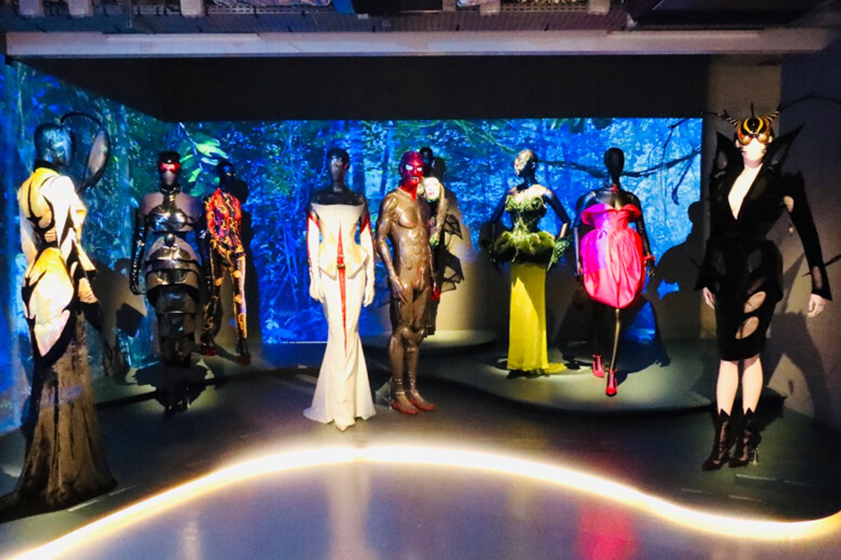 パリ装飾美術館でデザイン、モード、ジュエリーの3つの展覧会