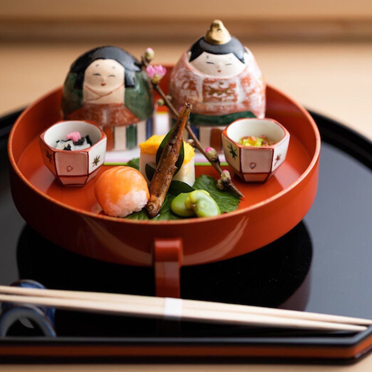 祖父の思いを継ぐ京都の料理人が、新たな天ぷら懐石を追求。