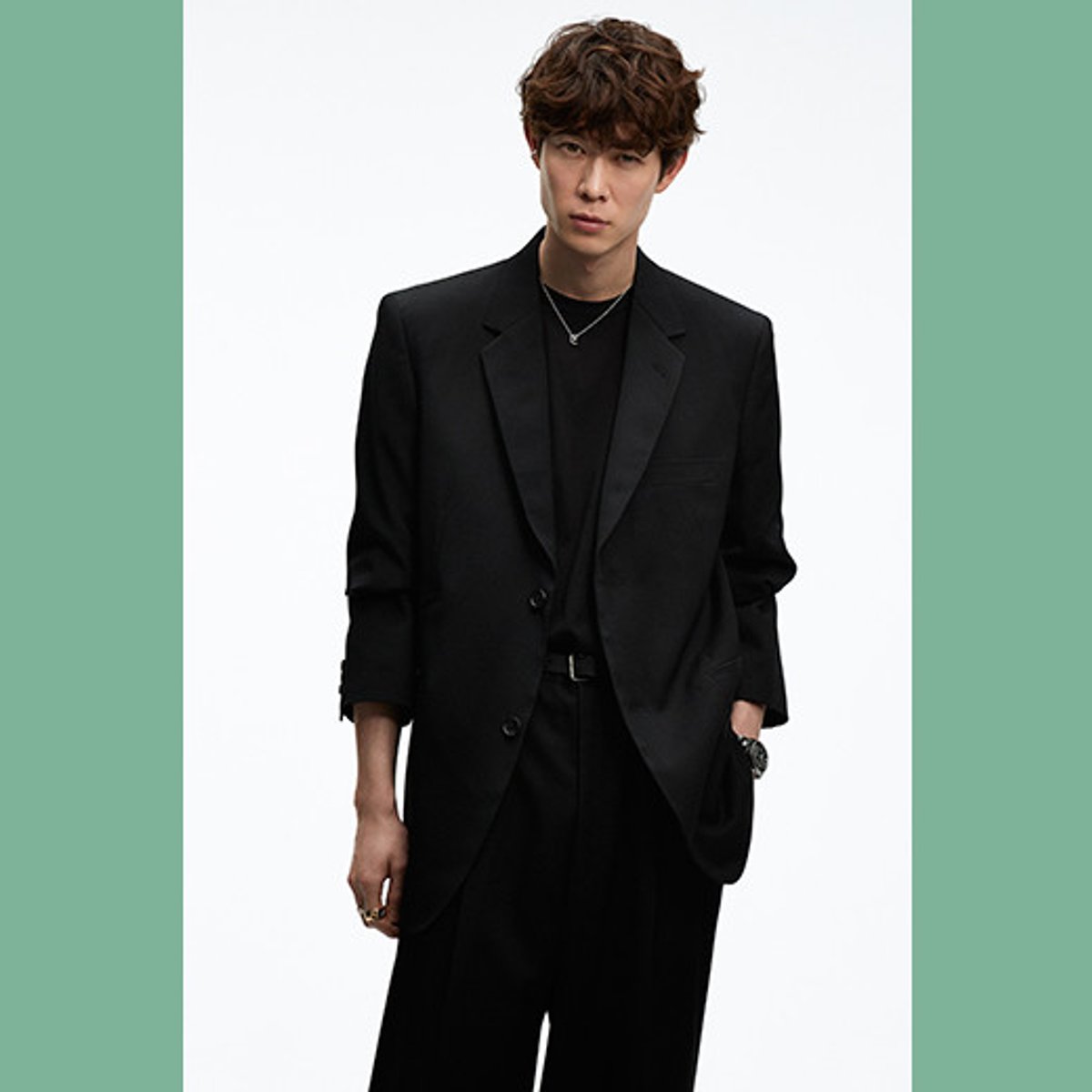 宮沢氷魚、シャネルの新アンバサダーに就任。