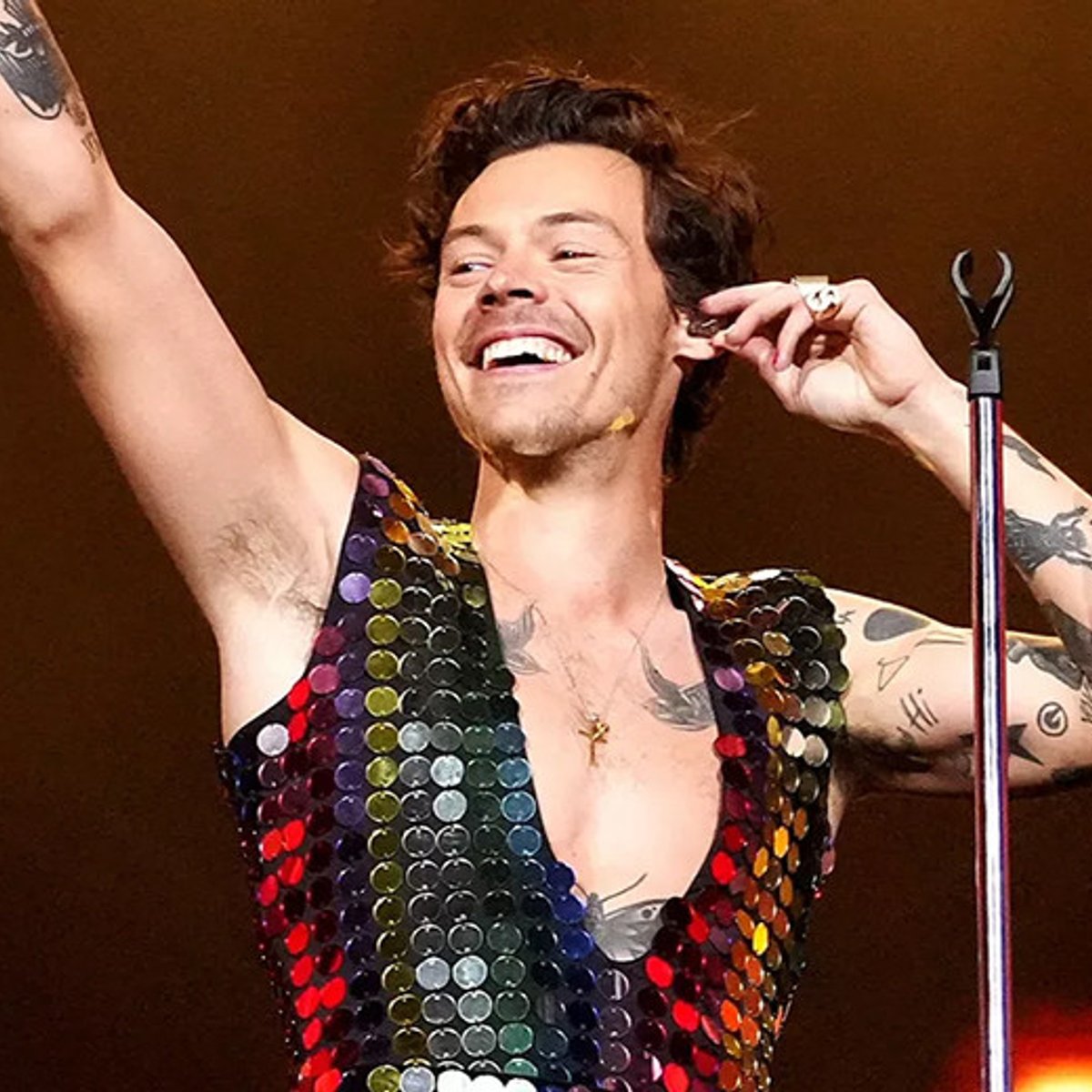 2022年コーチェラ・フェス、スターミュージシャンたちのトレンドは「露出度高め」スタイル！？