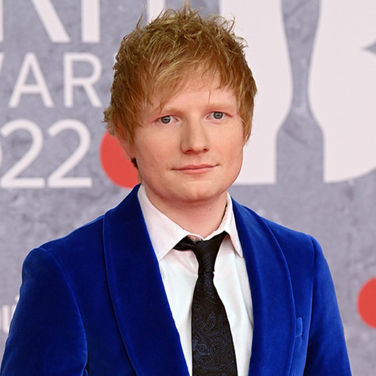 エド・シーラン、新MVを侵略前のウクライナで撮影。