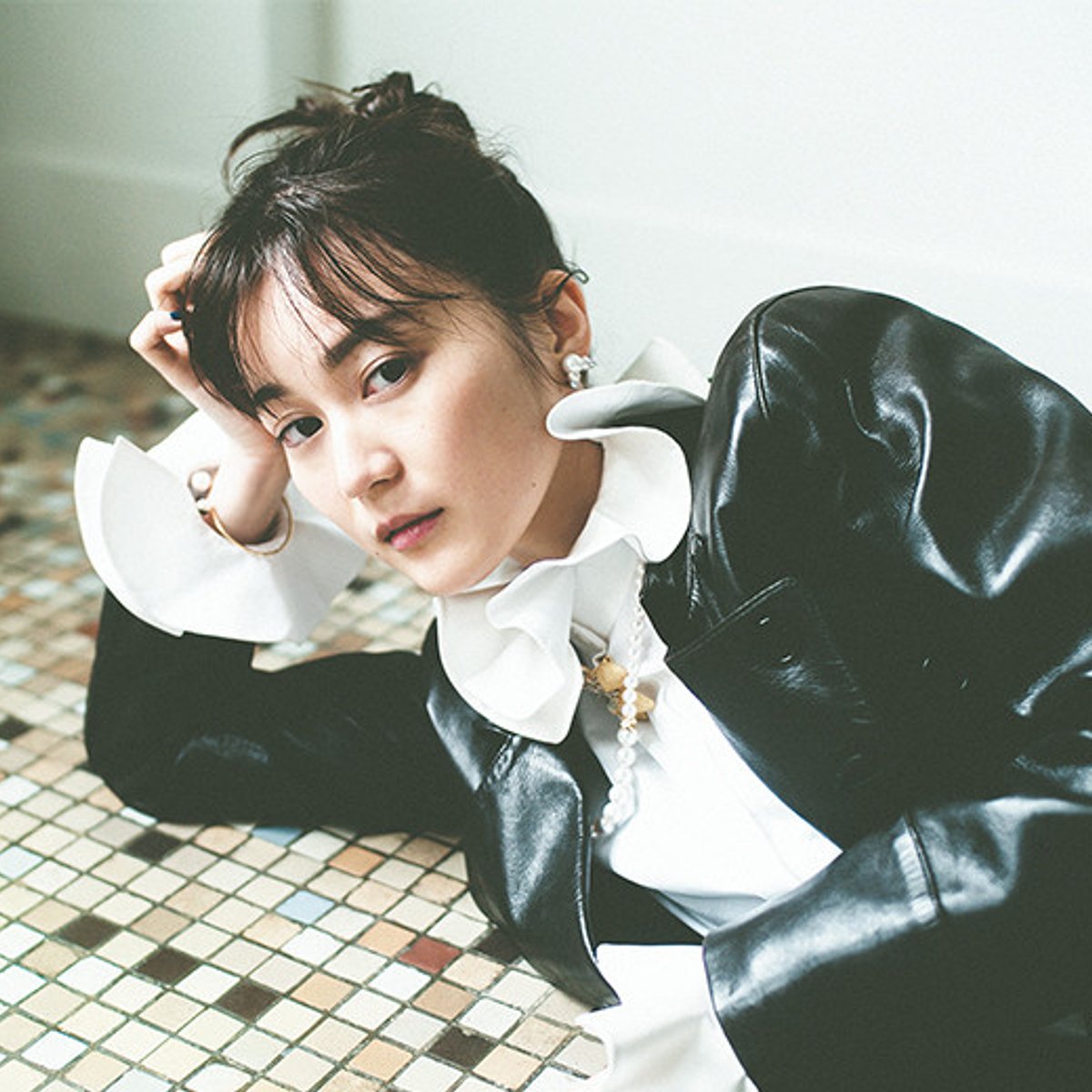 生田絵梨花、パリジェンヌになる。