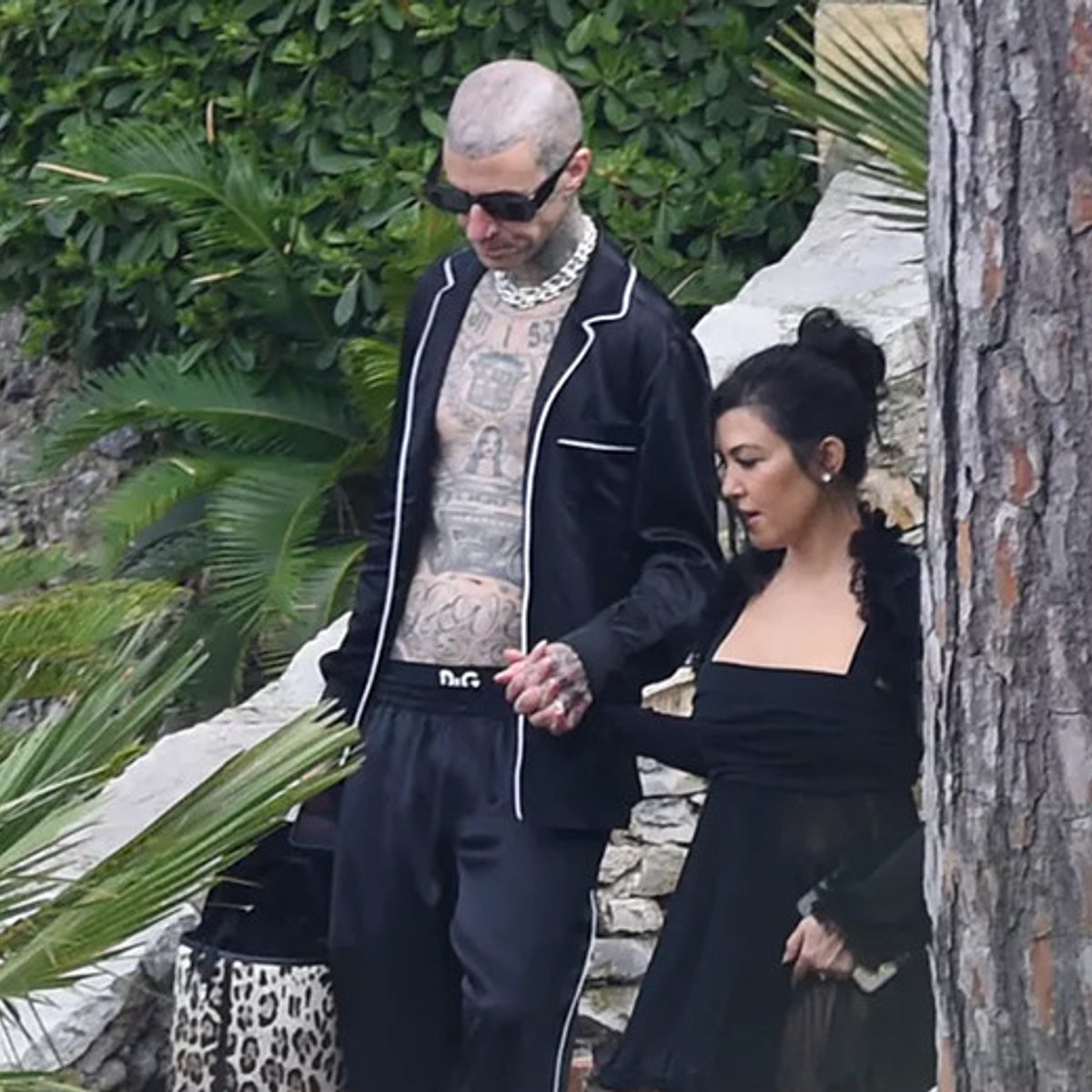 【写真】コートニー・カーダシアン、イタリアの海でハネムーン！