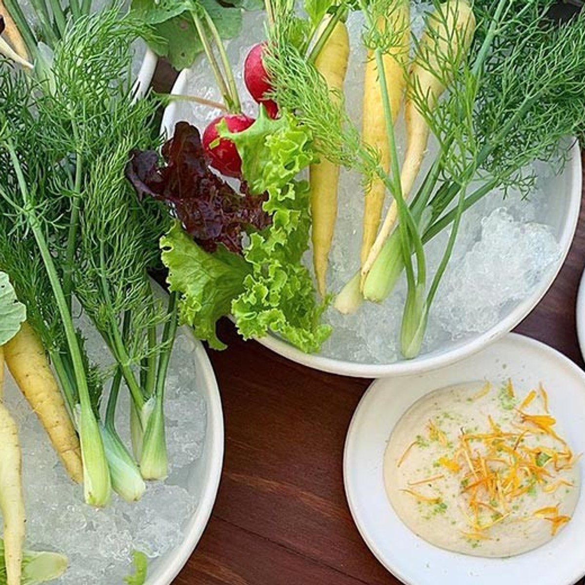 グリーンを眺めて食す、ストックホルムの菜園レストラン。