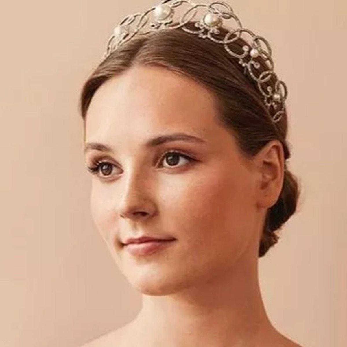 ノルウェーのアレクサンドラ王女、18歳の誕生日に世界のプリンセスが集結！