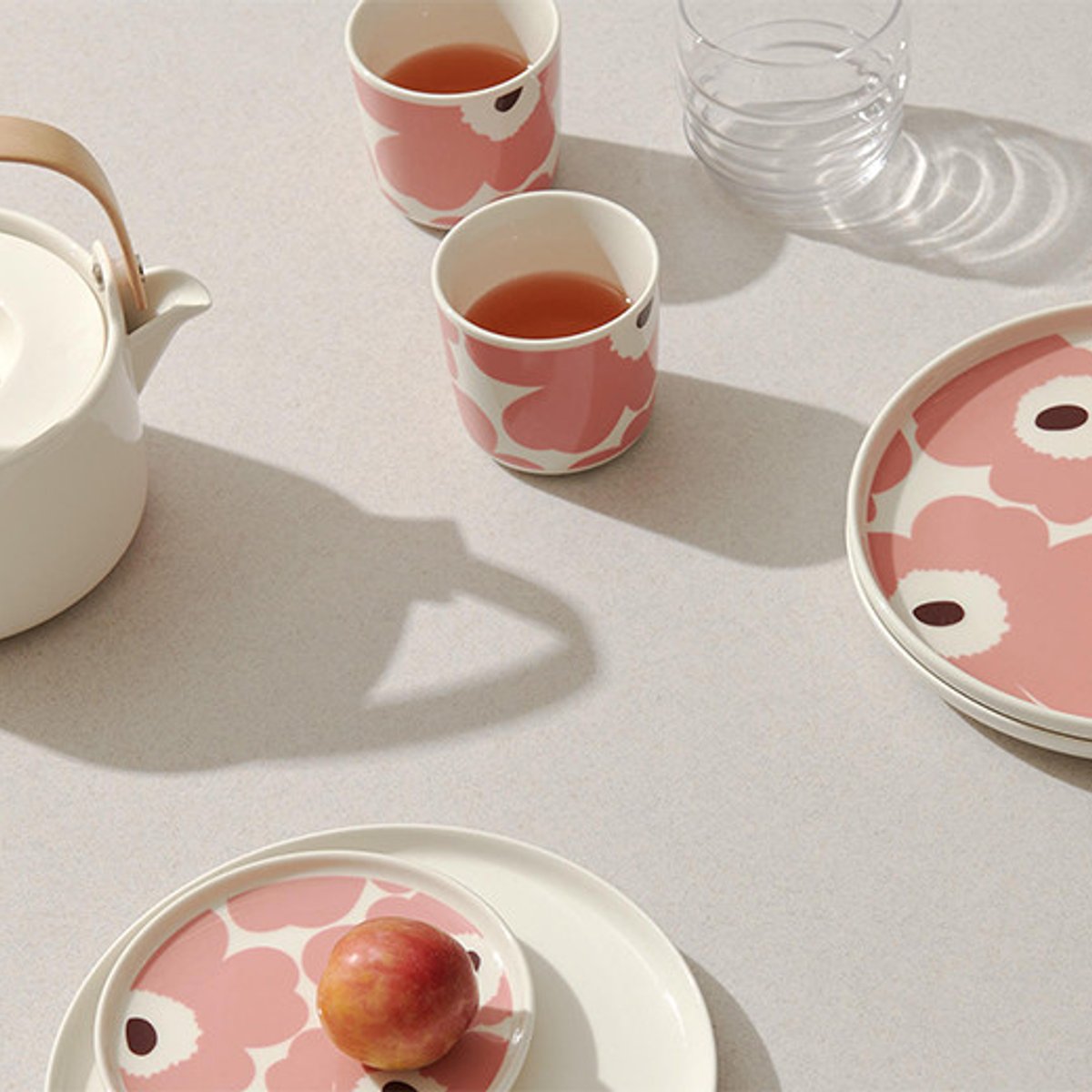 マリメッコのウニッコ柄から、秋の日本限定色が登場！