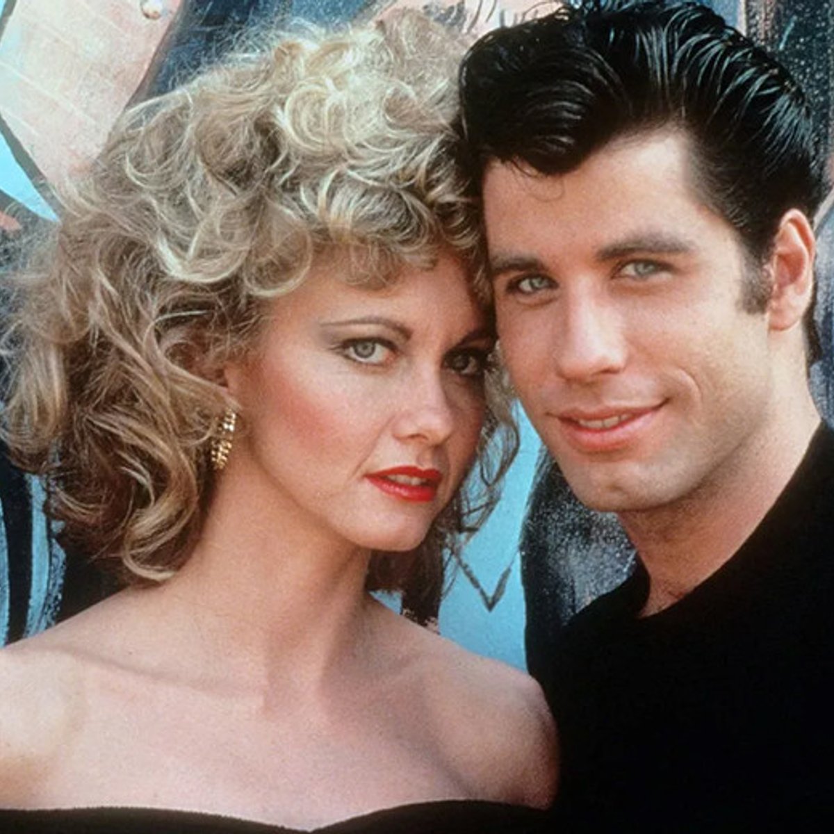 オリビア・ニュートン＝ジョン死去……ジョン・トラボルタらが続々と追悼メッセージ。