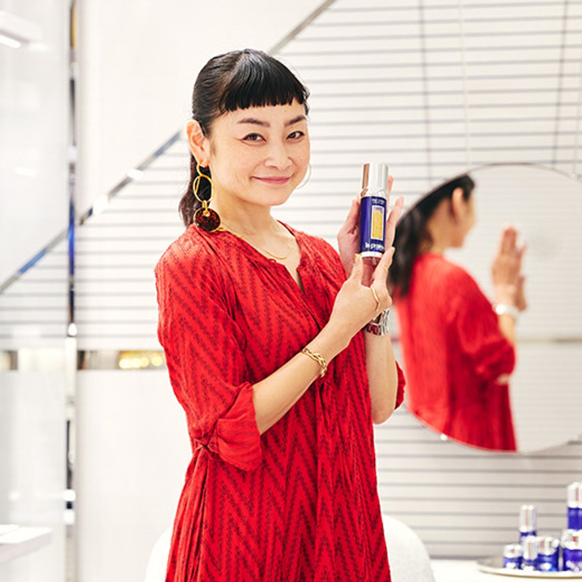 220819-laprairie-1x1-2.jpg