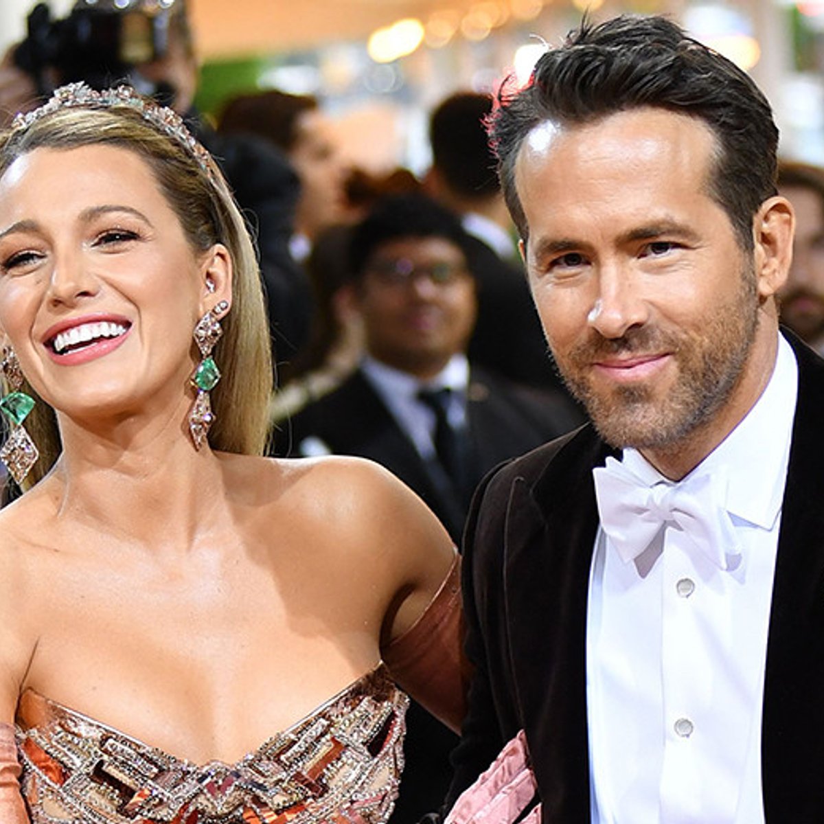 ライアン・レイノルズ、妻ブレイクの誕生日に貴重な2ショットを公開！