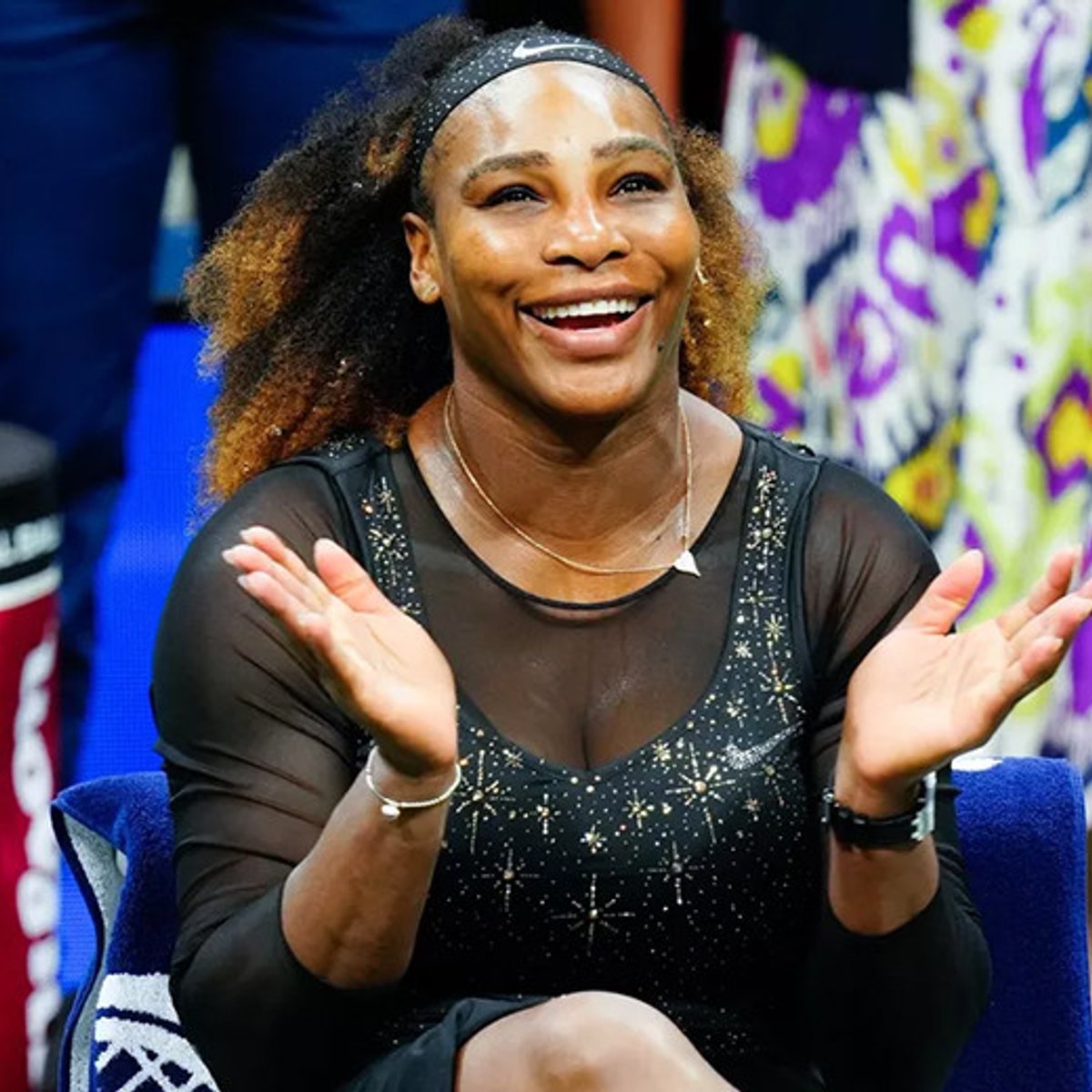 引退表明のセリーナ・ウィリアムズ、全米オープン1回戦にゴージャスなウェアで登場。