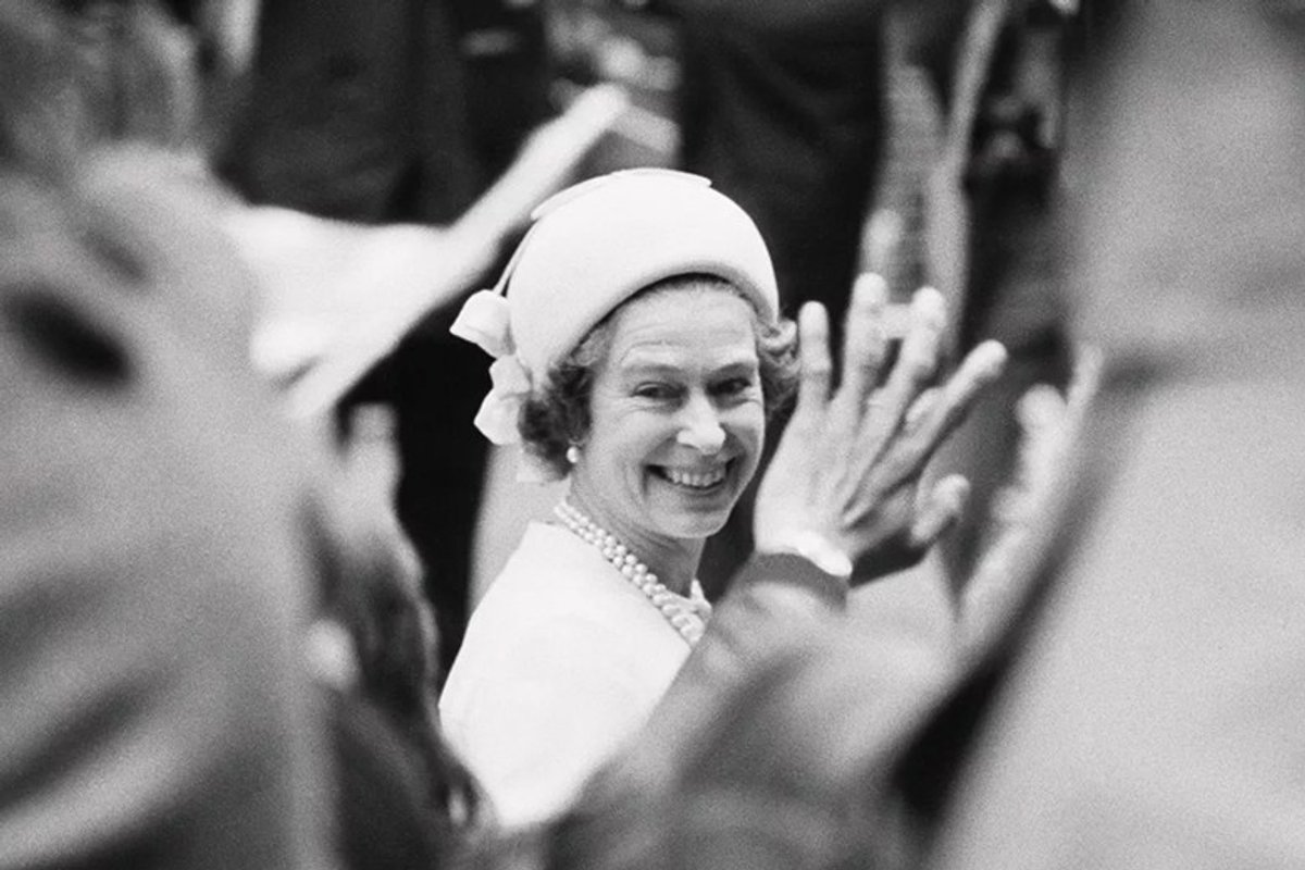 エリザベス女王、96歳で死去。 | madameFIGARO.jp（フィガロジャポン）