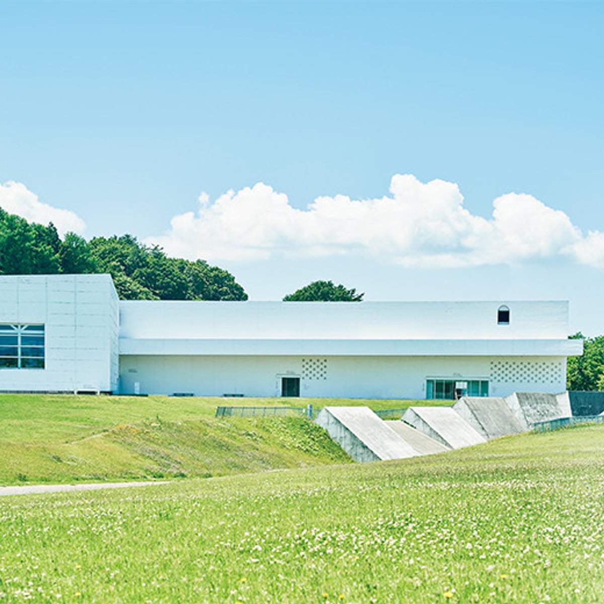 青森市　アート県青森を牽引する文化発信地。