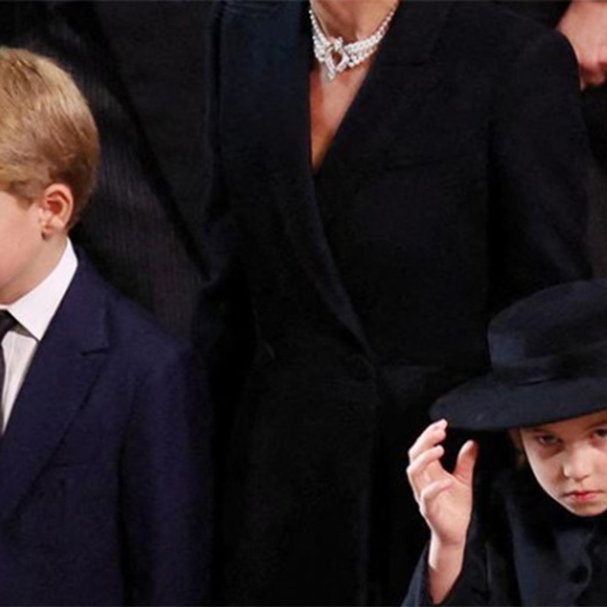 シャーロット王女のブローチに込められたメッセージとは？