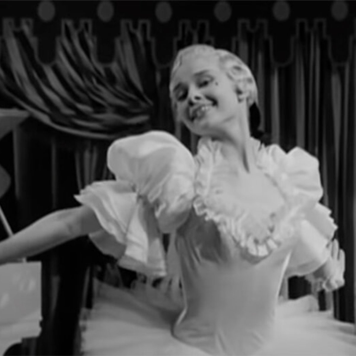 オードリー・ヘプバーンがバレリーナになっていたら。